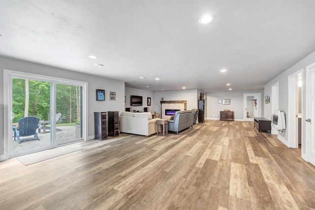 3371 LARGO RIDGE COURT, Green Bay, WI 54311