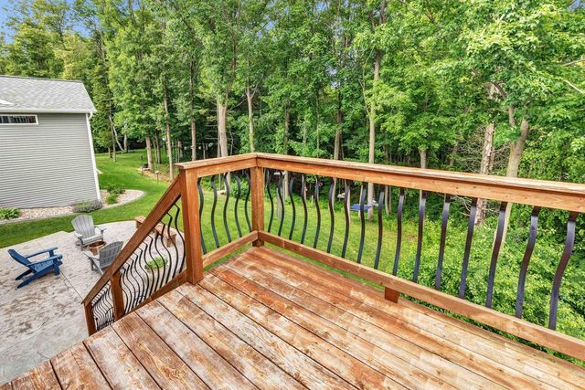 3371 LARGO RIDGE COURT, Green Bay, WI 54311