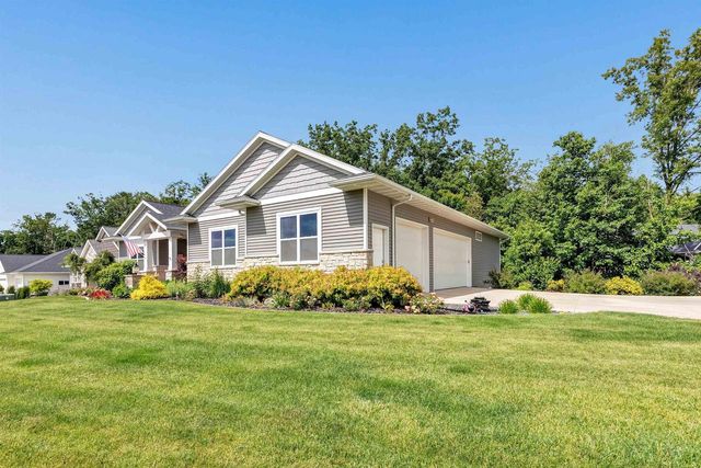 3371 LARGO RIDGE COURT, Green Bay, WI 54311