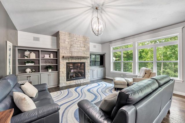 3371 LARGO RIDGE COURT, Green Bay, WI 54311