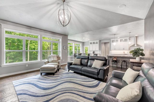 3371 LARGO RIDGE COURT, Green Bay, WI 54311
