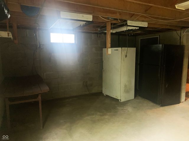 9416 E Rocky Fork North Drive, Brazil, IN 47834