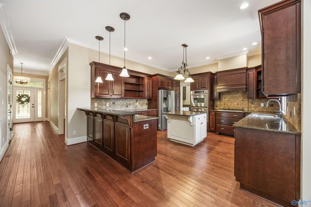 122 Williams And Broad Drive, Brownsboro, AL 35741