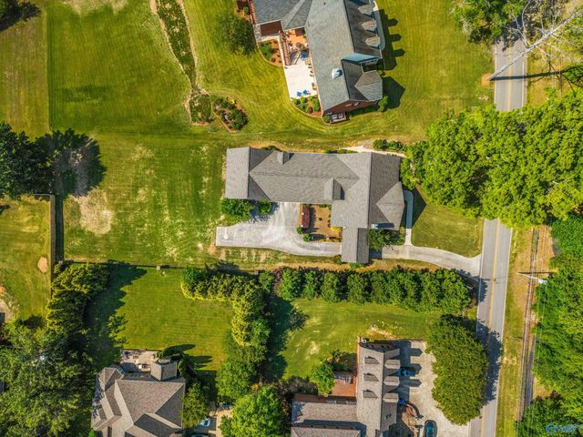 122 Williams And Broad Drive, Brownsboro, AL 35741