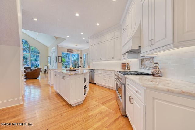 13656 CHARTER Court, Jacksonville, FL 32225