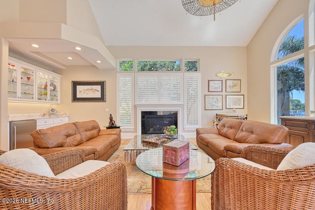 13656 CHARTER Court, Jacksonville, FL 32225