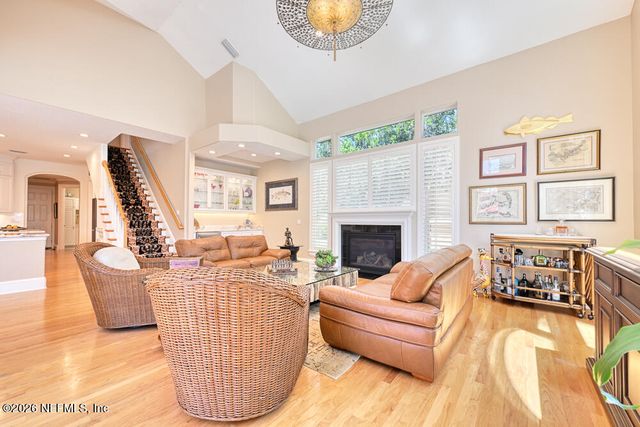 13656 CHARTER Court, Jacksonville, FL 32225