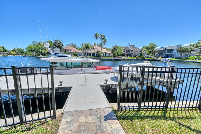 13656 CHARTER Court, Jacksonville, FL 32225