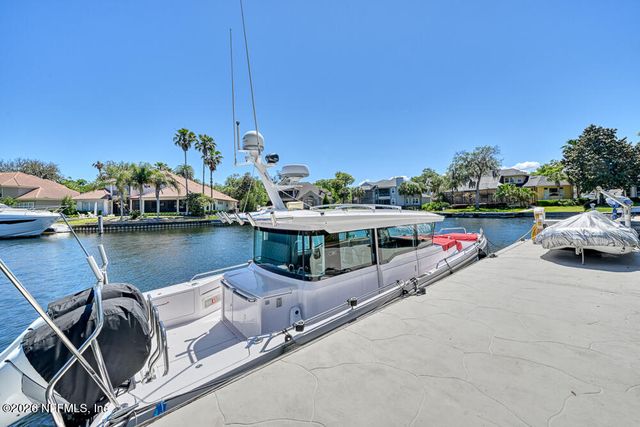 13656 CHARTER Court, Jacksonville, FL 32225