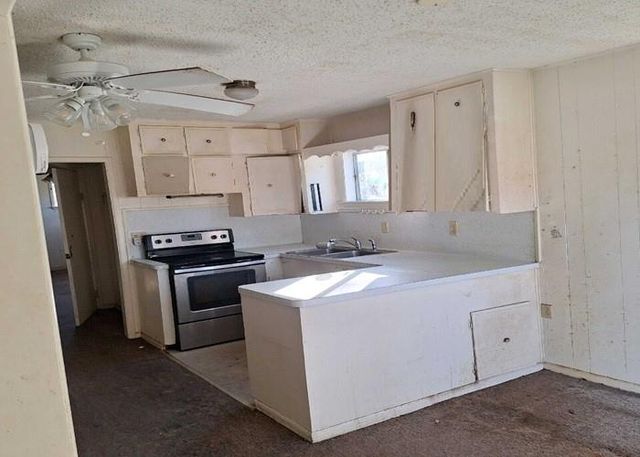 429 17th Avenue N, Texas City, TX 77590