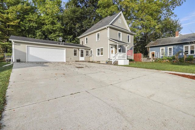 307 Prairie Street, Lodi, WI 53555