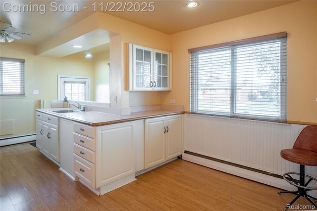 31029 Wellston Drive, Warren, MI 48093