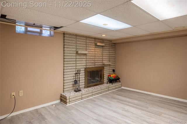 31029 Wellston Drive, Warren, MI 48093