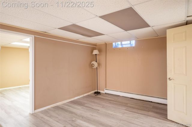 31029 Wellston Drive, Warren, MI 48093