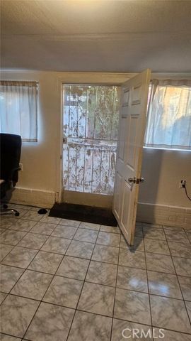 2313 Downie Place, Santa Ana, CA 92706