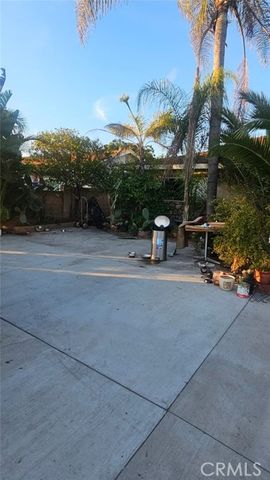 2313 Downie Place, Santa Ana, CA 92706