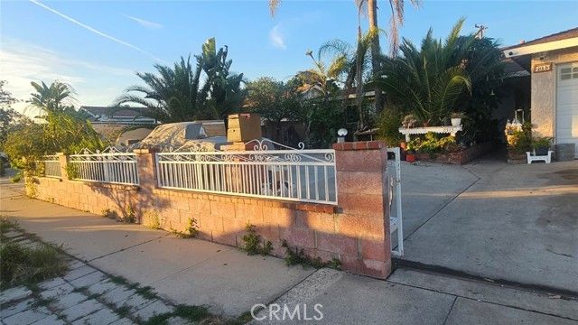 2313 Downie Place, Santa Ana, CA 92706