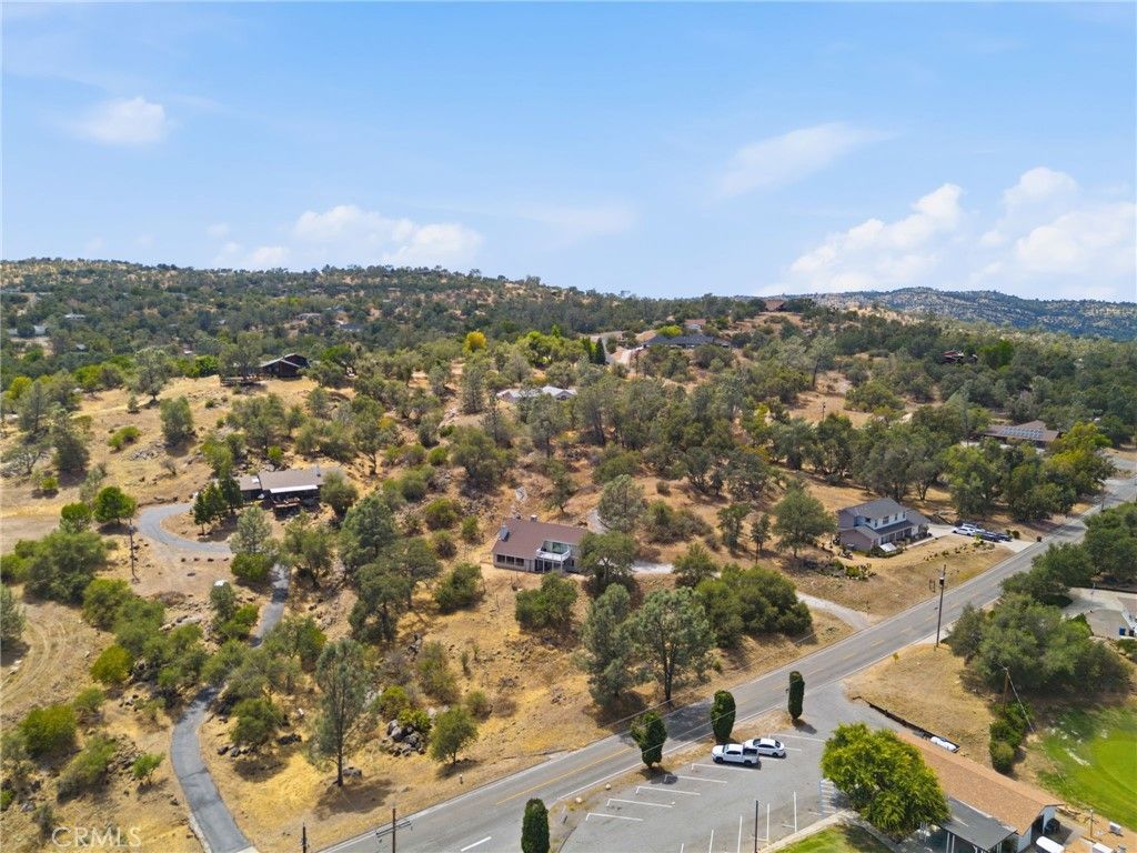Image 44 of property listing at 30880 Yosemite Springs, Coarsegold, CA 93614