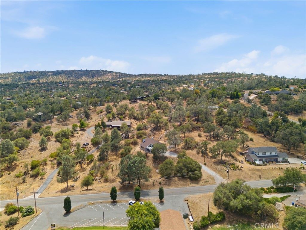 Image 45 of property listing at 30880 Yosemite Springs, Coarsegold, CA 93614