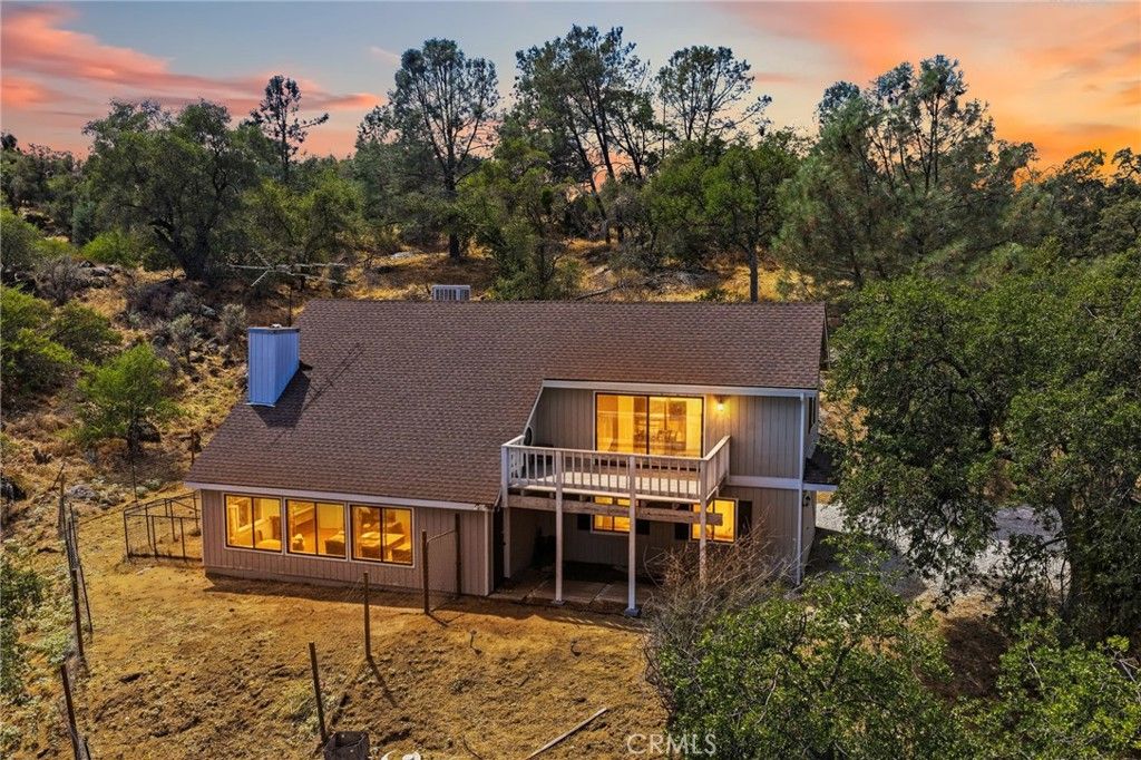 Image 48 of property listing at 30880 Yosemite Springs, Coarsegold, CA 93614