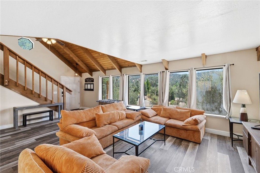 Image 9 of property listing at 30880 Yosemite Springs, Coarsegold, CA 93614