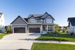 16497 64th Avenue N, Maple Grove, MN 55311