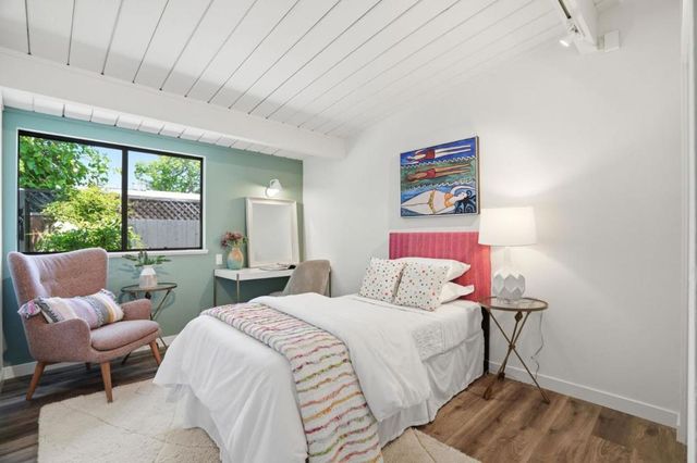 237 Edlee Avenue, Palo Alto, CA 94306