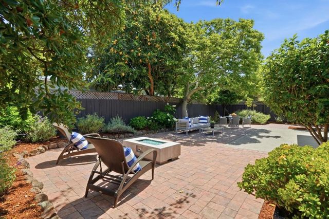 237 Edlee Avenue, Palo Alto, CA 94306