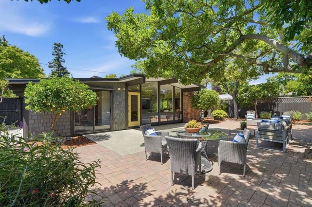 237 Edlee Avenue, Palo Alto, CA 94306