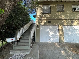 889 Wright Avenue, Pasadena, CA 91104