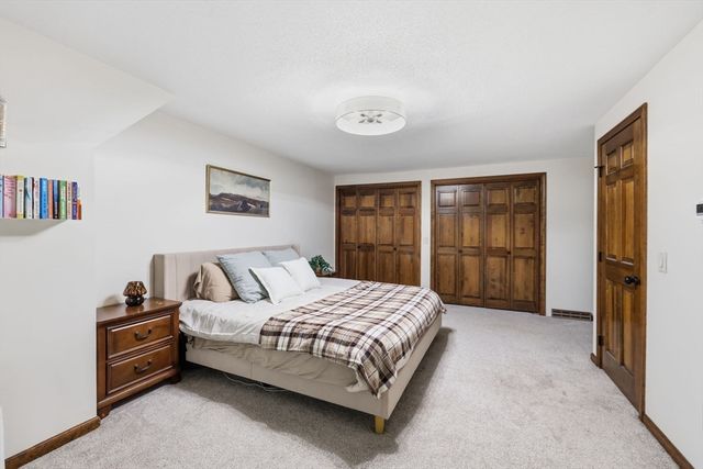 471 Porter Rd, East Longmeadow, MA 01028