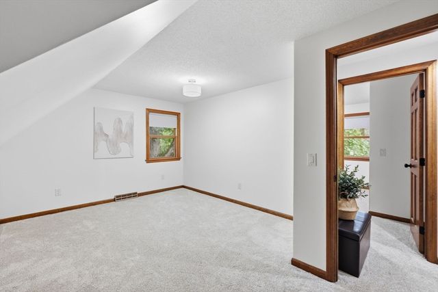 471 Porter Rd, East Longmeadow, MA 01028