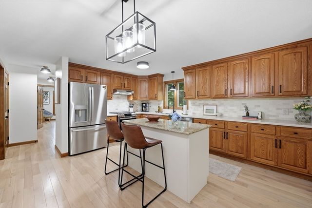 471 Porter Rd, East Longmeadow, MA 01028