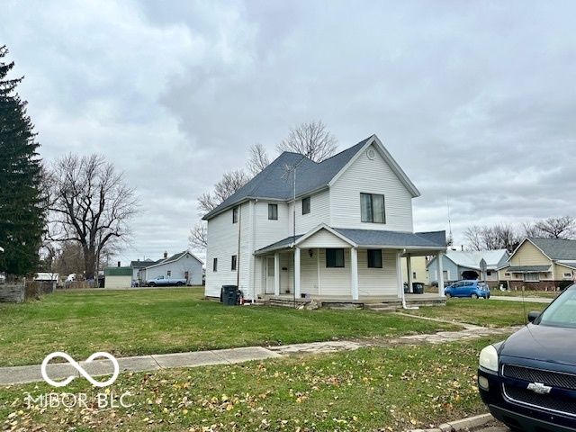 602 W 10th Street, Rushville, IN 46173