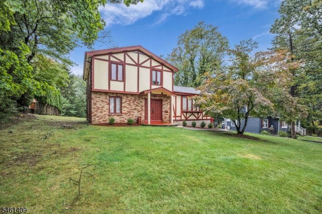 209 Cedar St, Cedar Grove Twp., NJ 07009