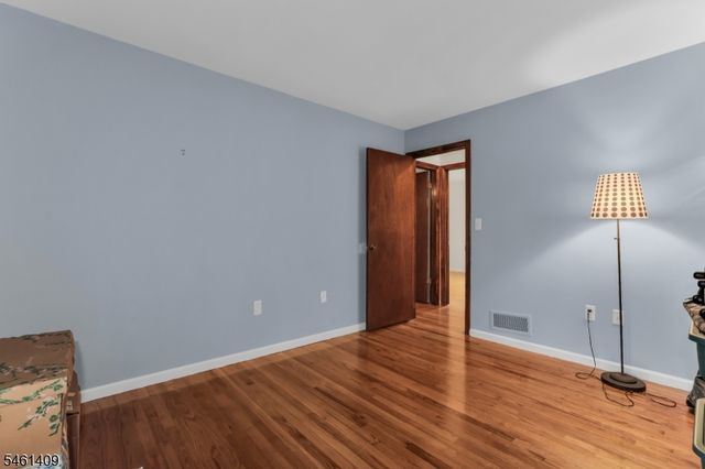 209 Cedar St, Cedar Grove Twp., NJ 07009