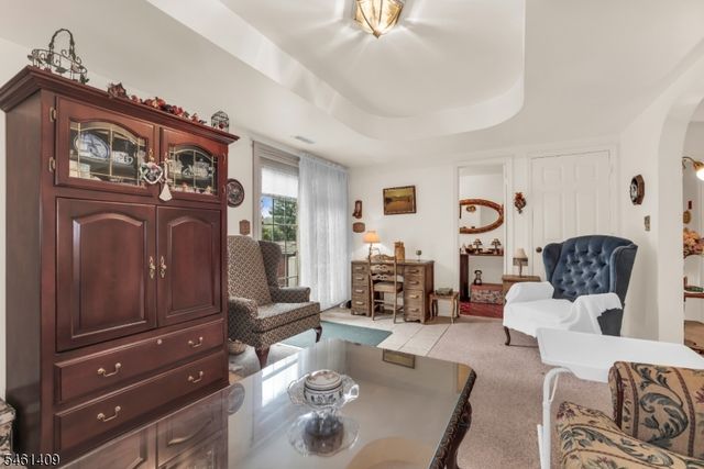 209 Cedar St, Cedar Grove Twp., NJ 07009