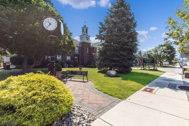 209 Cedar St, Cedar Grove Twp., NJ 07009