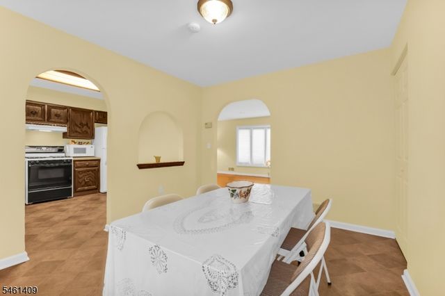 209 Cedar St, Cedar Grove Twp., NJ 07009