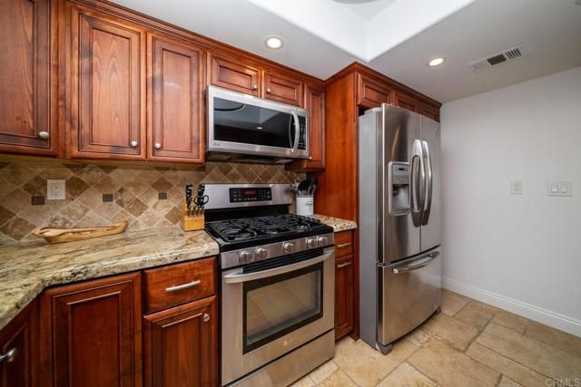 241 S Sierra Avenue, Solana Beach, CA 92075