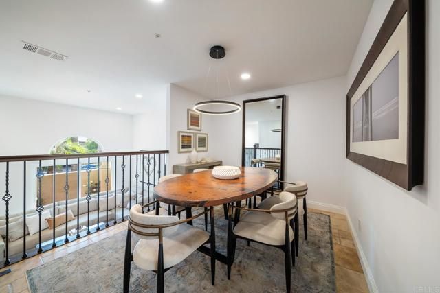 241 S Sierra Avenue, Solana Beach, CA 92075