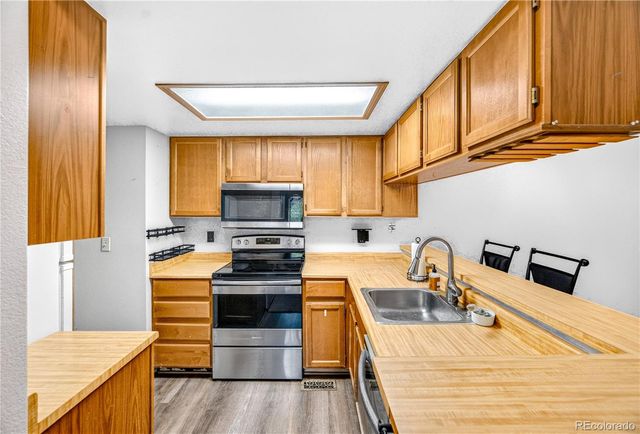 7820 W 87th Drive B, Arvada, CO 80005