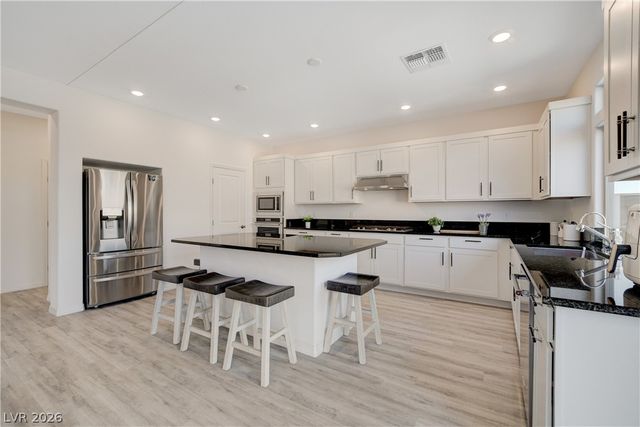 8749 Black Cordon Road, Las Vegas, NV 89139