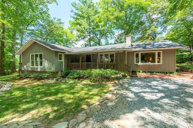 290 Patton Hill Road, Swannanoa, NC 28778