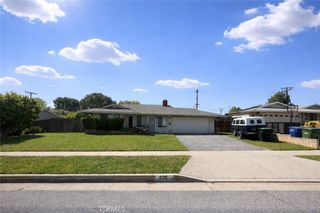 835 Fordland, La Verne, CA 91750