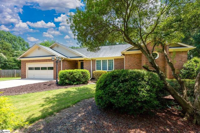 208 Yellow Poplar Court, Simpsonville, SC 29681