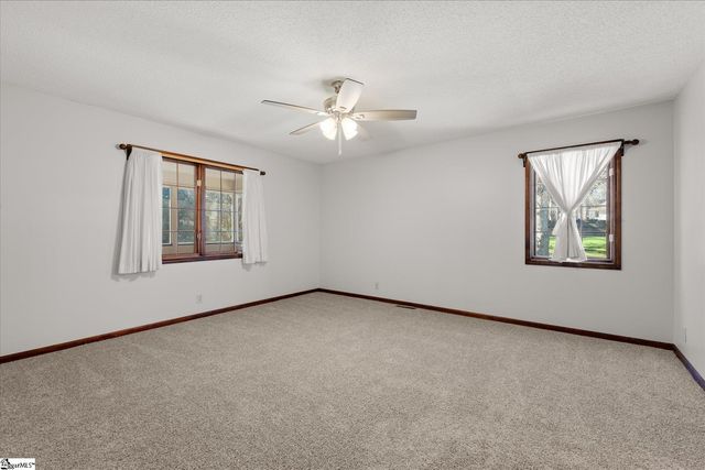 208 Yellow Poplar Court, Simpsonville, SC 29681