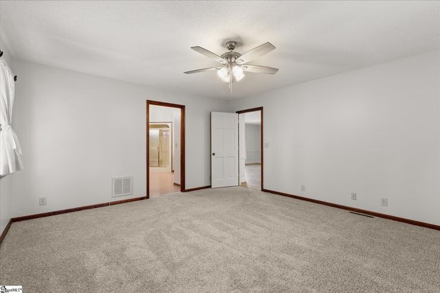 208 Yellow Poplar Court, Simpsonville, SC 29681