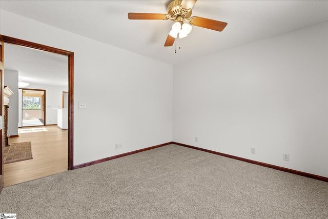 208 Yellow Poplar Court, Simpsonville, SC 29681