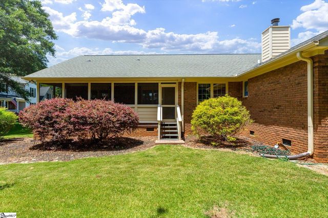 208 Yellow Poplar Court, Simpsonville, SC 29681